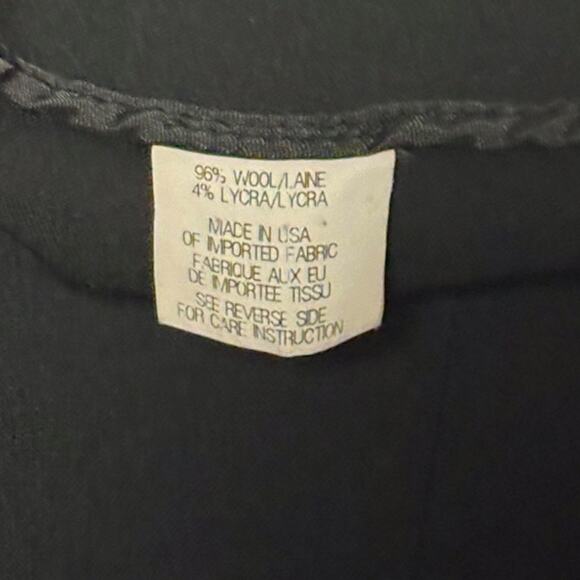 Theory Classic Wool Skirt - Size 8 - Black - Knee Length - Nearly New - Picture 6 of 11